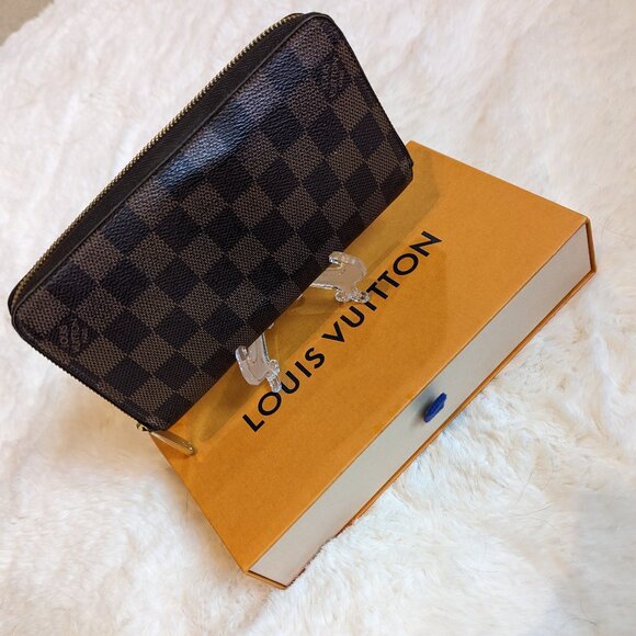 Louis Vuitton Handbags - Louis Vuitton Damier Ebene Zippy Wallet with box